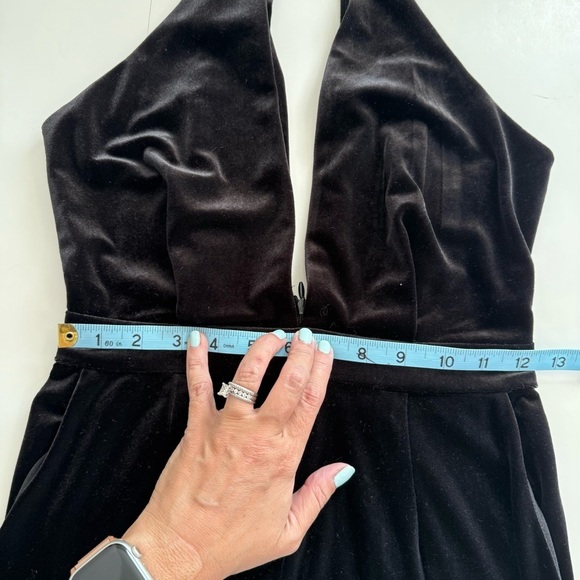 Sunset + Spring Black Halter Neck Deep Plunge Black Velvet Jumpsuit Size XS - Picture 15 of 16